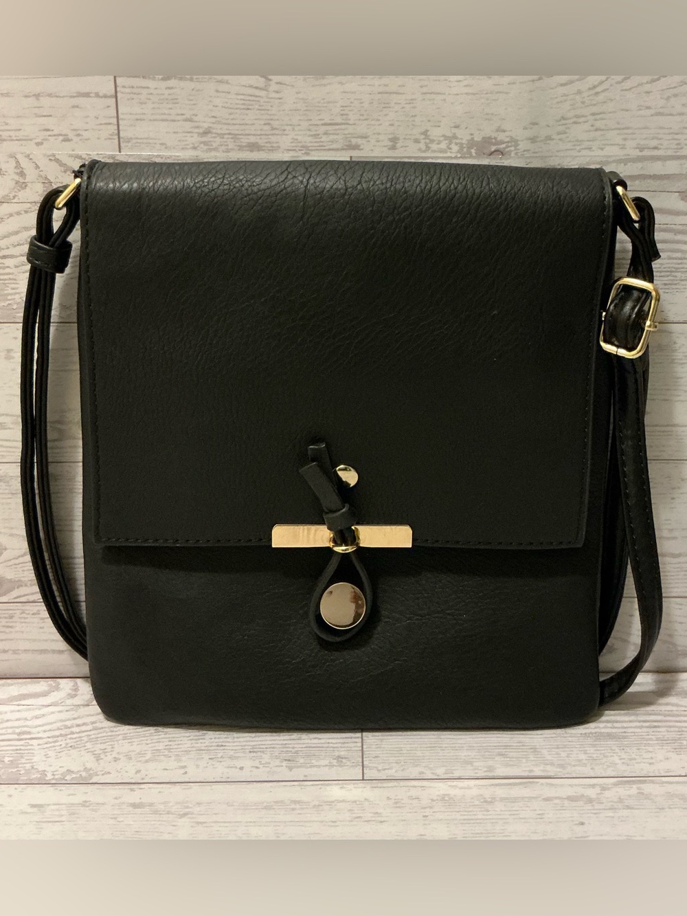 Classic Beautiful Black Crossbody Bag - Women